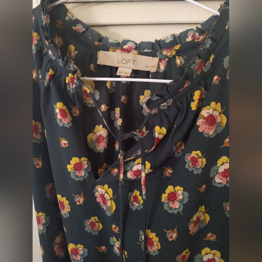 Dress - Picture 2 of 3